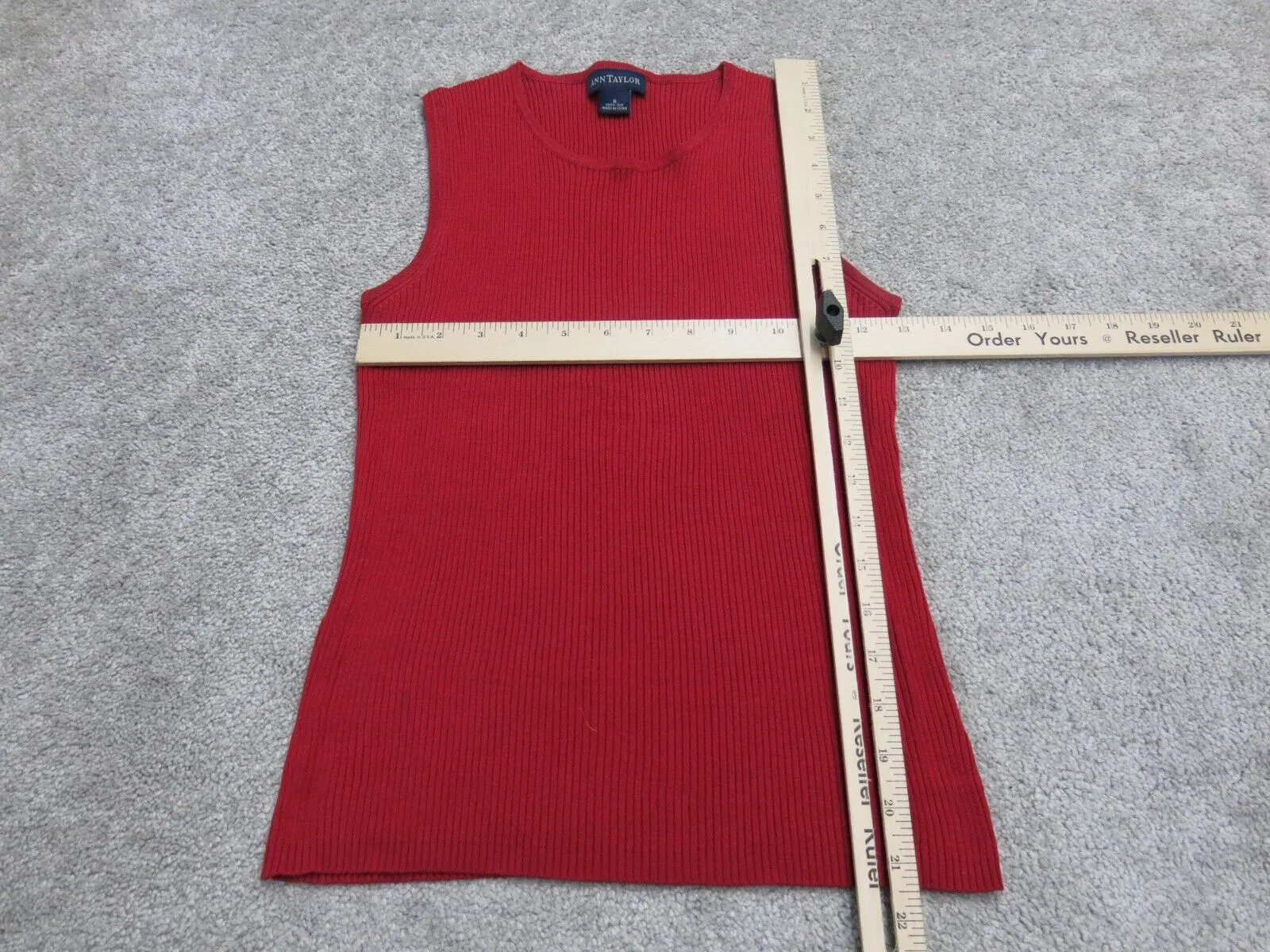 Ann Taylor Womens Vest Sweater Knitted Sleeveless Round Neck Red Size Small