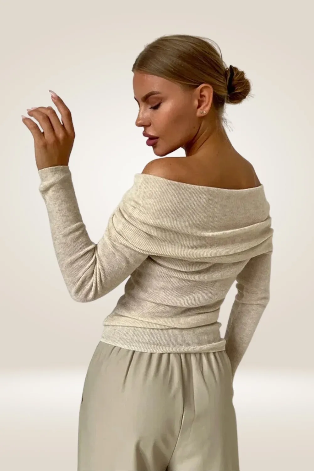 Leyla Off The Shoulder Sweater