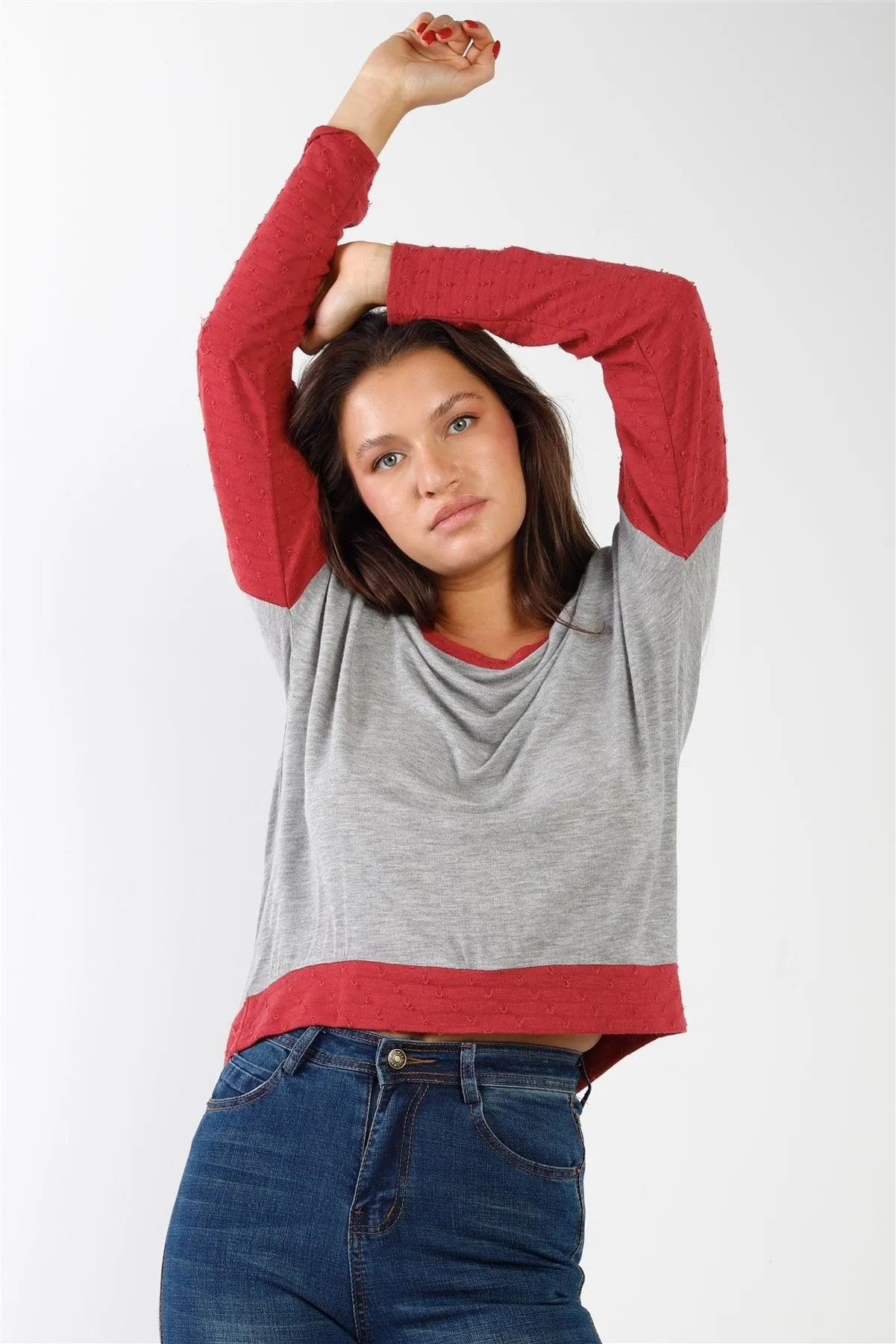 Lightweight Knit Grey Red Distress Detailing Top /2-2-2