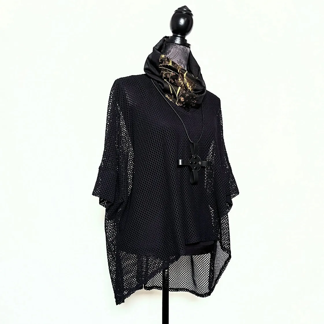 Luxe Collar - Loop Scarf - Black With Bronze Trim