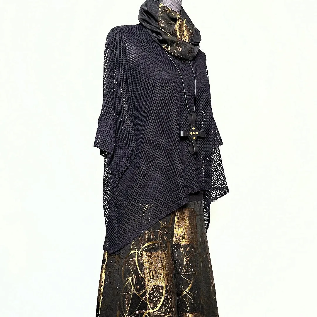 Luxe Collar - Loop Scarf - Black With Bronze Trim