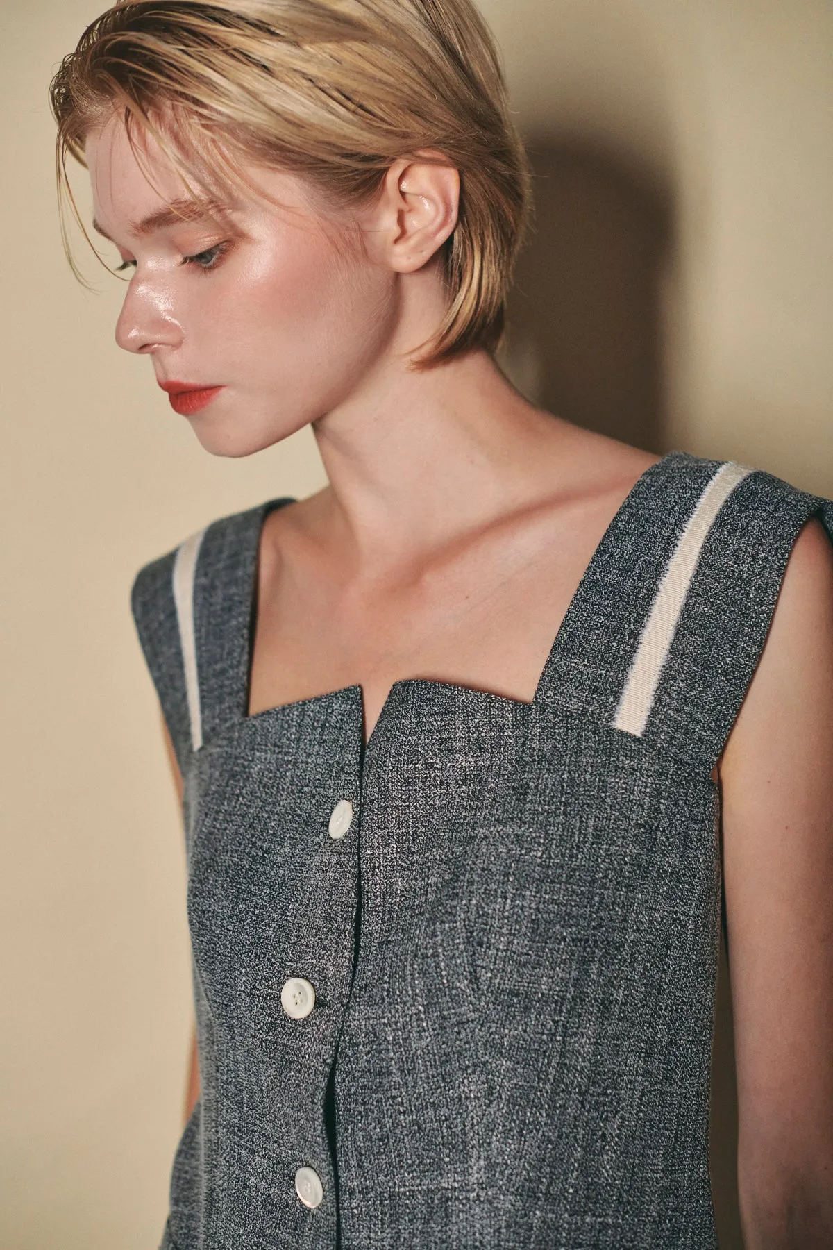 MIRTE SANDSTONE TWEED VEST