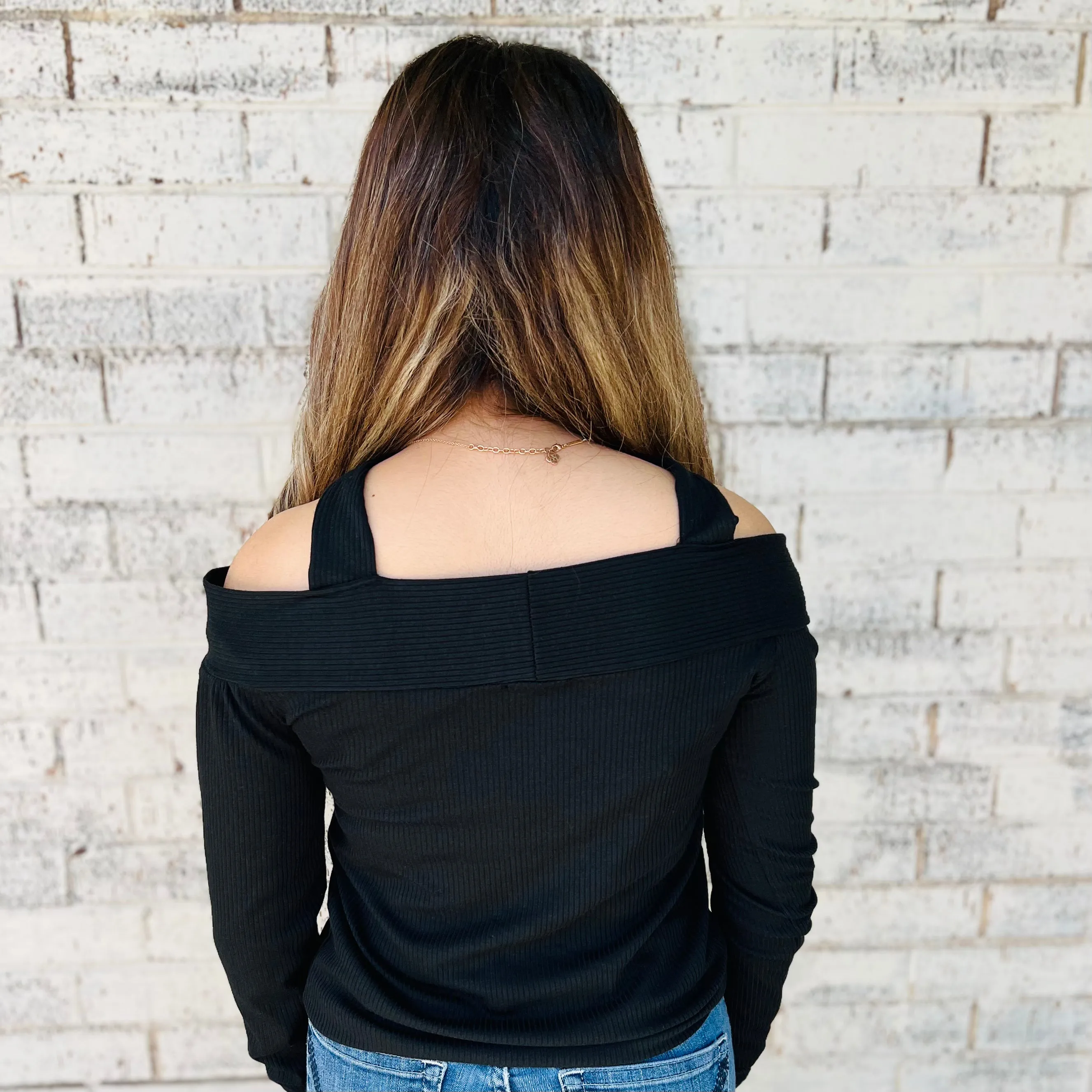 Rib Knit with Front Cut Out and Cross Neck Banded Top*