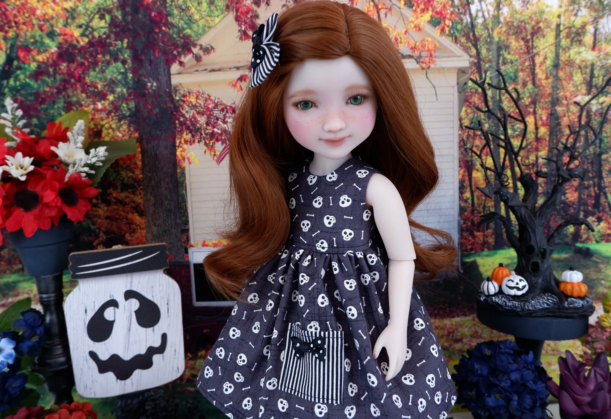 Skull & Bones - dress with shoes for Ruby Red Fashion Friends doll