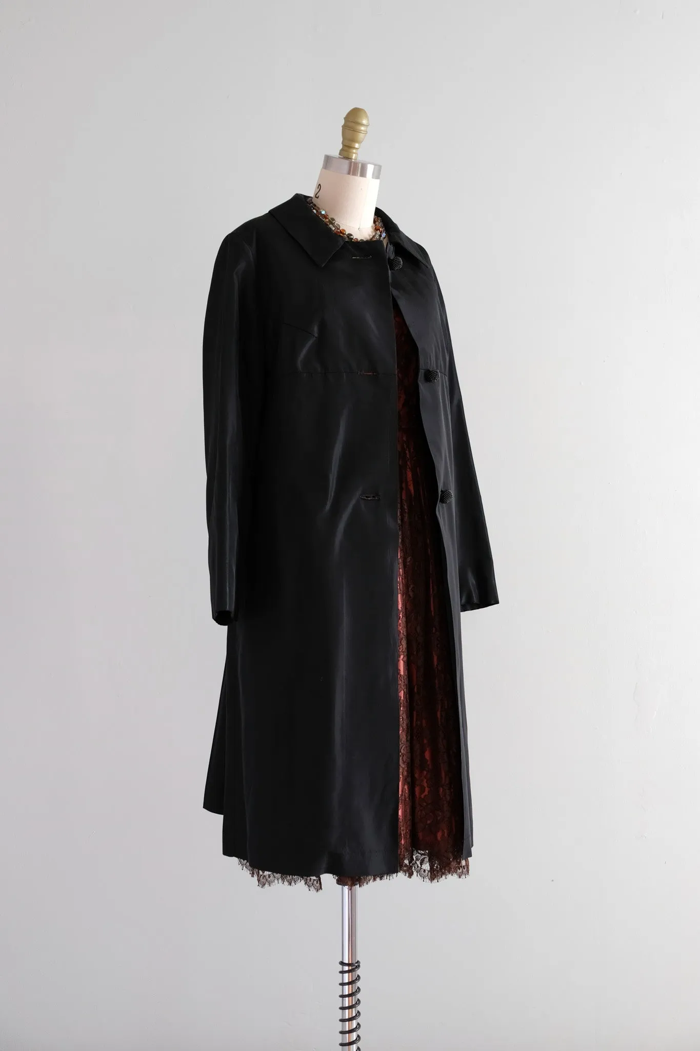 Stunning 1960's Black Taffeta Evening Coat with Autumnal Satin Lining / Sz M
