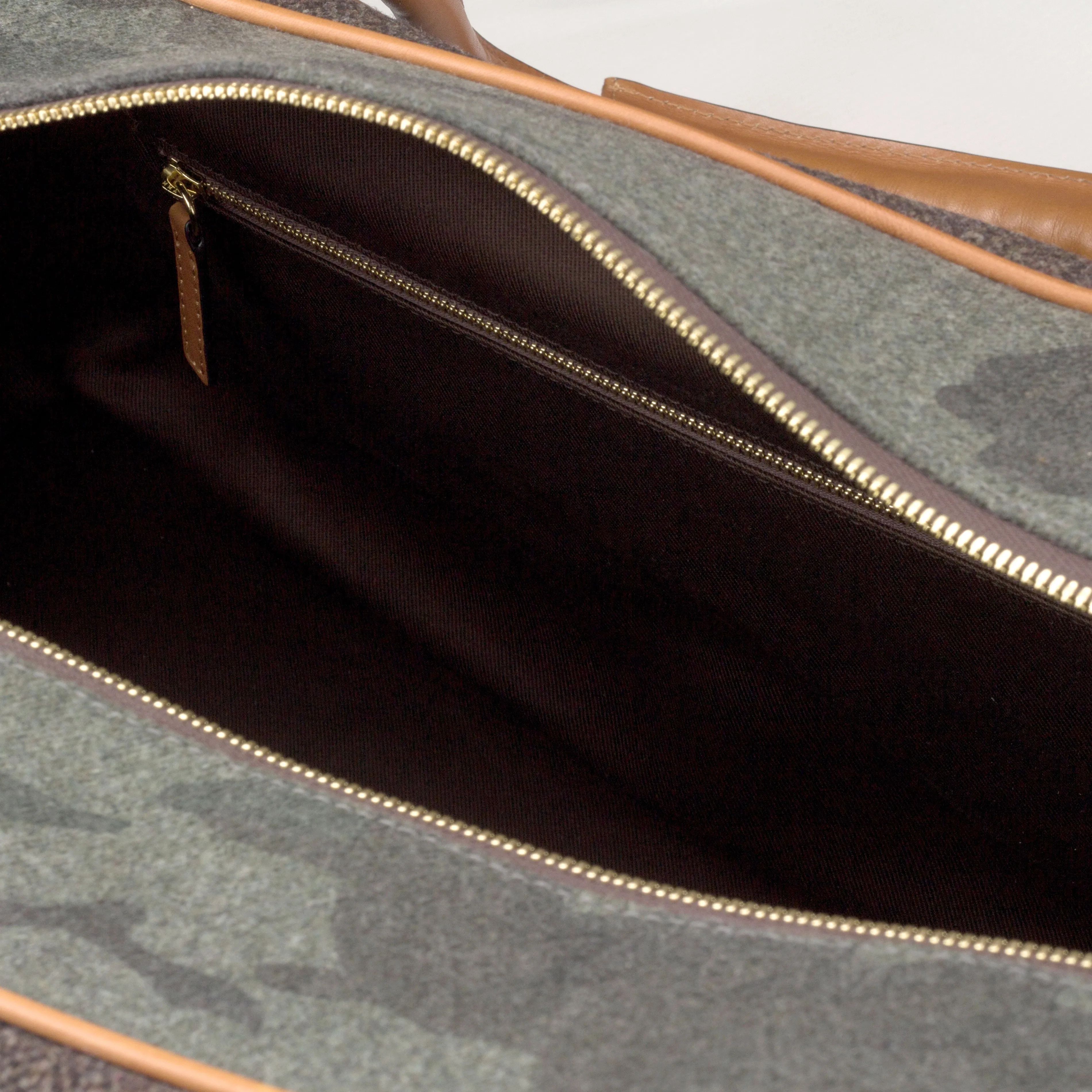Travel Duffle 010