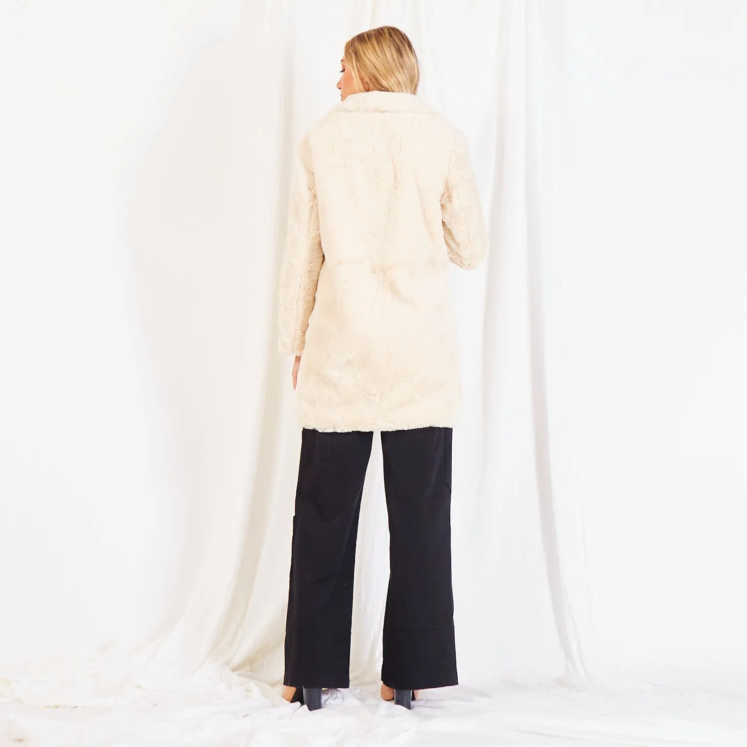 Wholesale fur double breasted coat