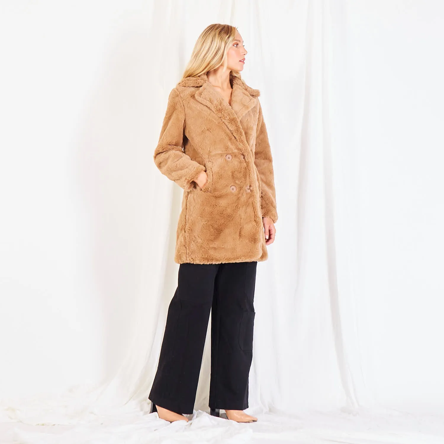 Wholesale fur double breasted coat
