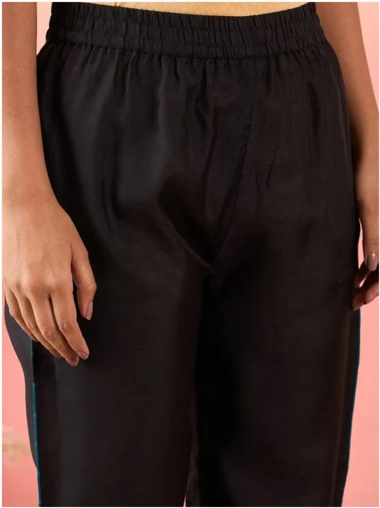Women Embroidered Regular Thread Work Kurta with Trousers